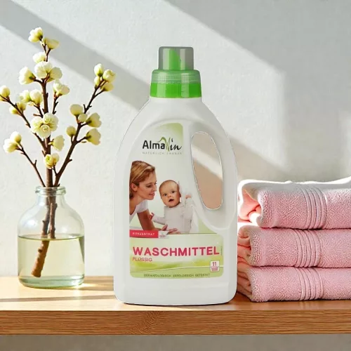 Almawin Flüssigwaschmittelkonzentrat für 11 Waschgänge – 750 ml – mit Lavendelduft
