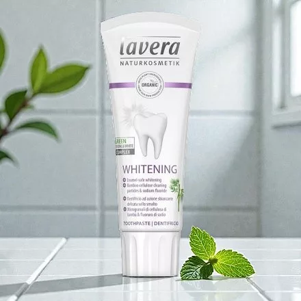 Lavera basis sensitive Bio-Zahncreme Whitening Bambus-Fluorid 75 ml